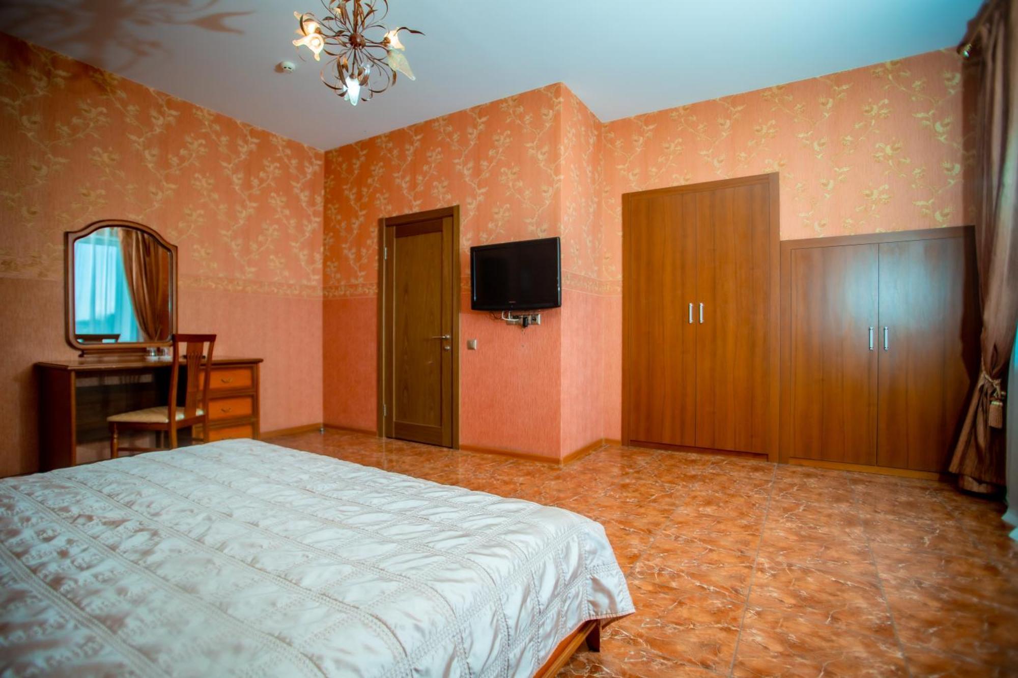 Otel Korona Dnipro Room photo